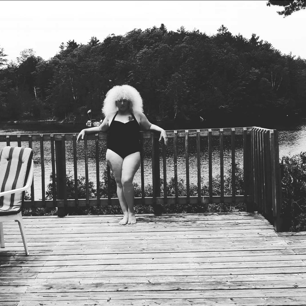 Meet your Posher, Zoë